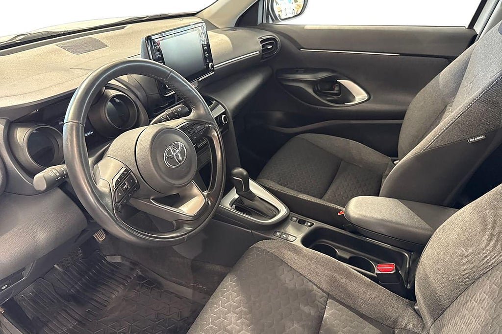Vehicle Image 14