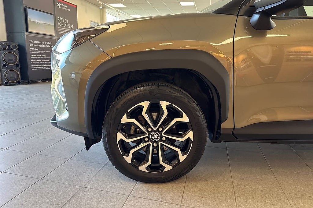 Vehicle Image 17