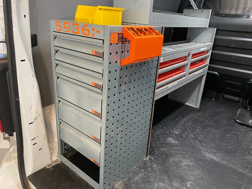 Vehicle Image 25