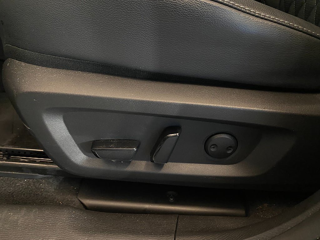 Vehicle Image 45