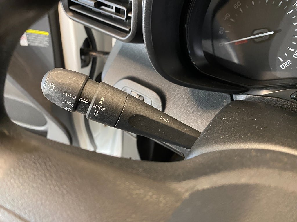 Vehicle Image 35