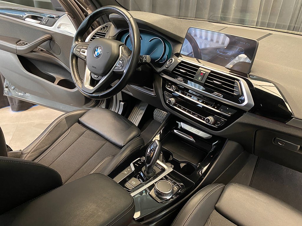 Vehicle Image 37