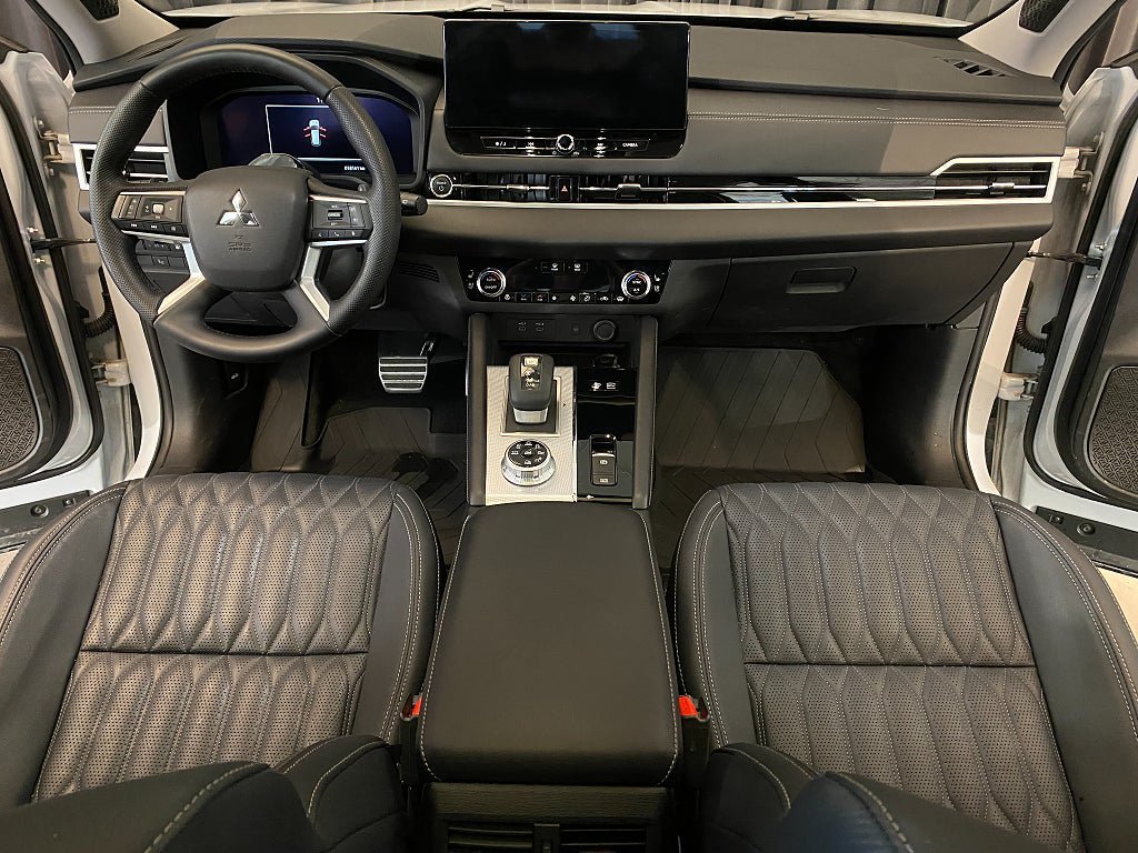 Vehicle Image 60