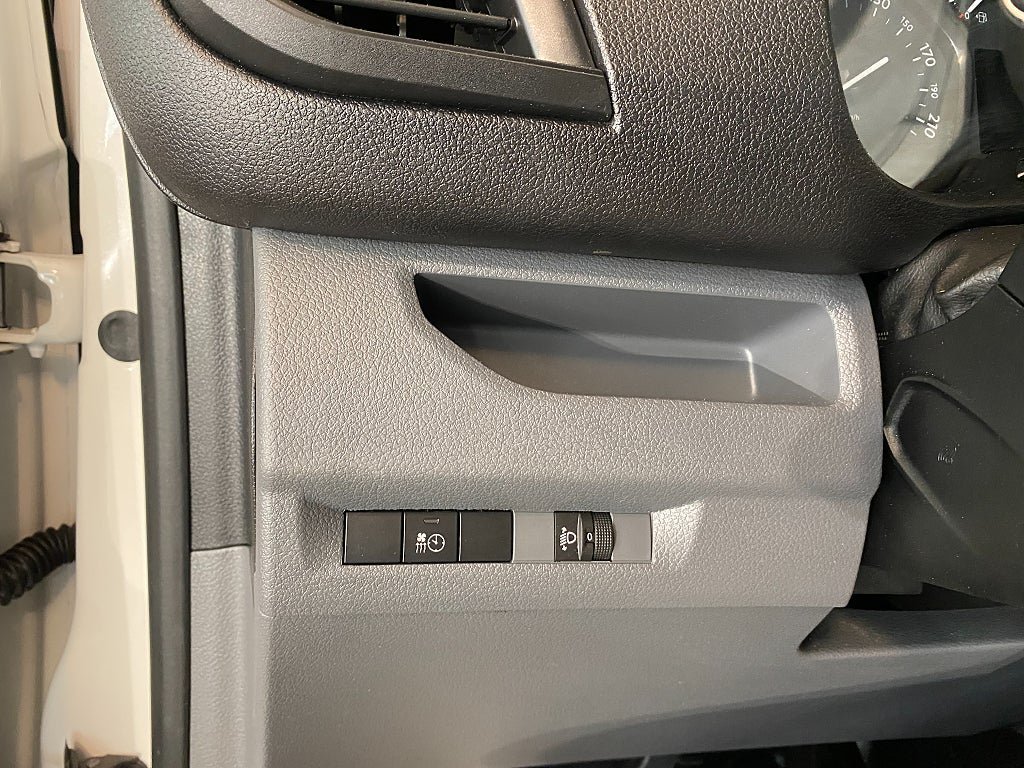 Vehicle Image 48