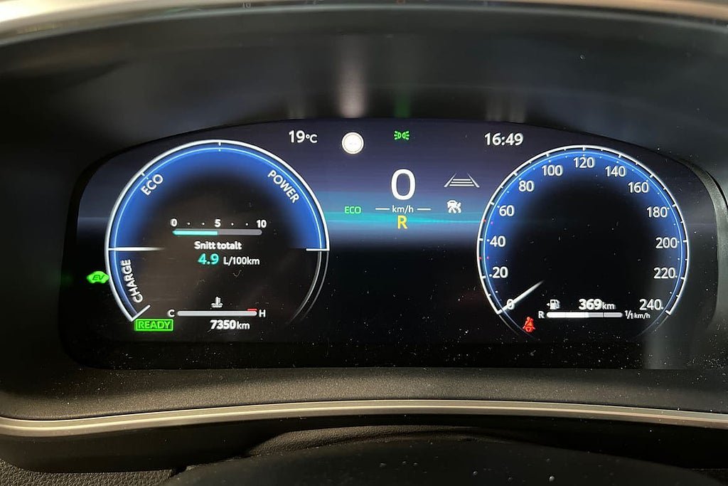 Vehicle Image 16