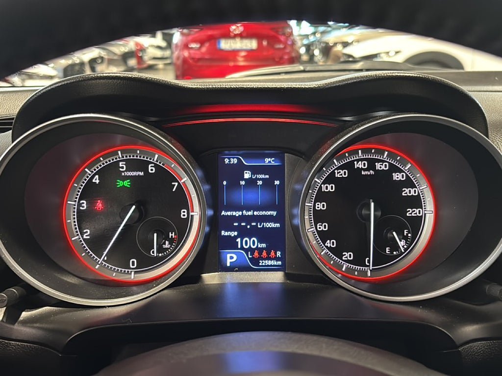 Vehicle Image 15