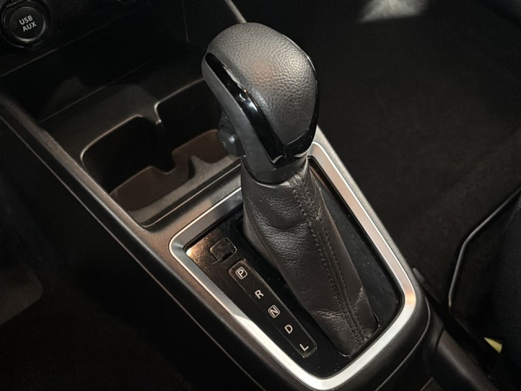 Vehicle Image 18