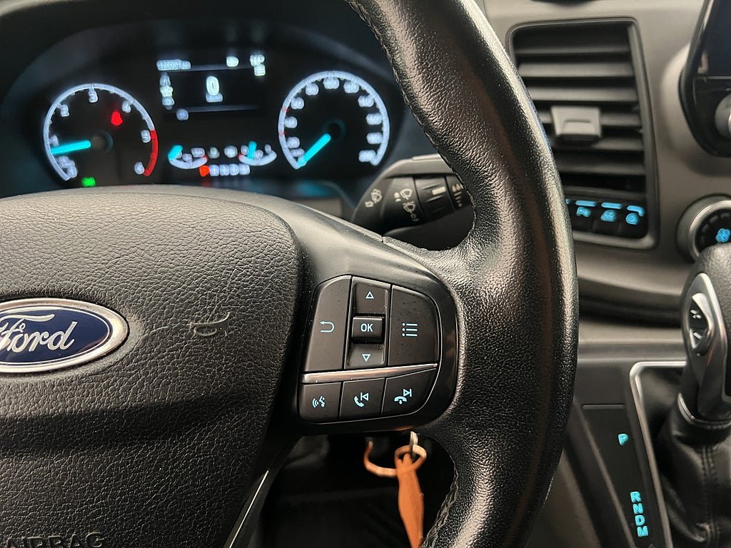 Vehicle Image 24