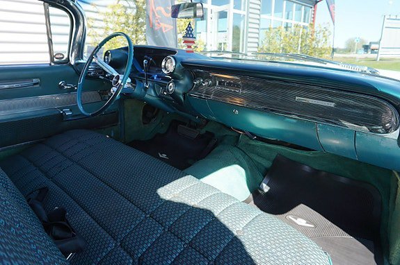 Vehicle Image 24