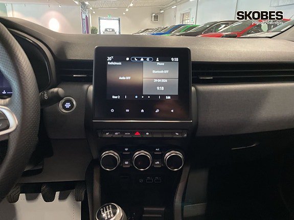 Vehicle Image 14