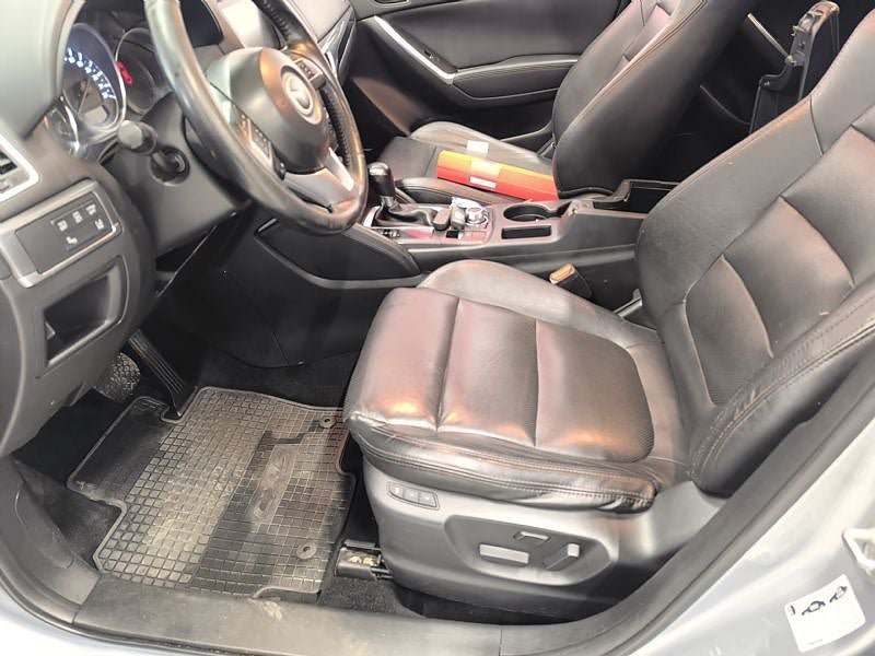 Vehicle Image 7