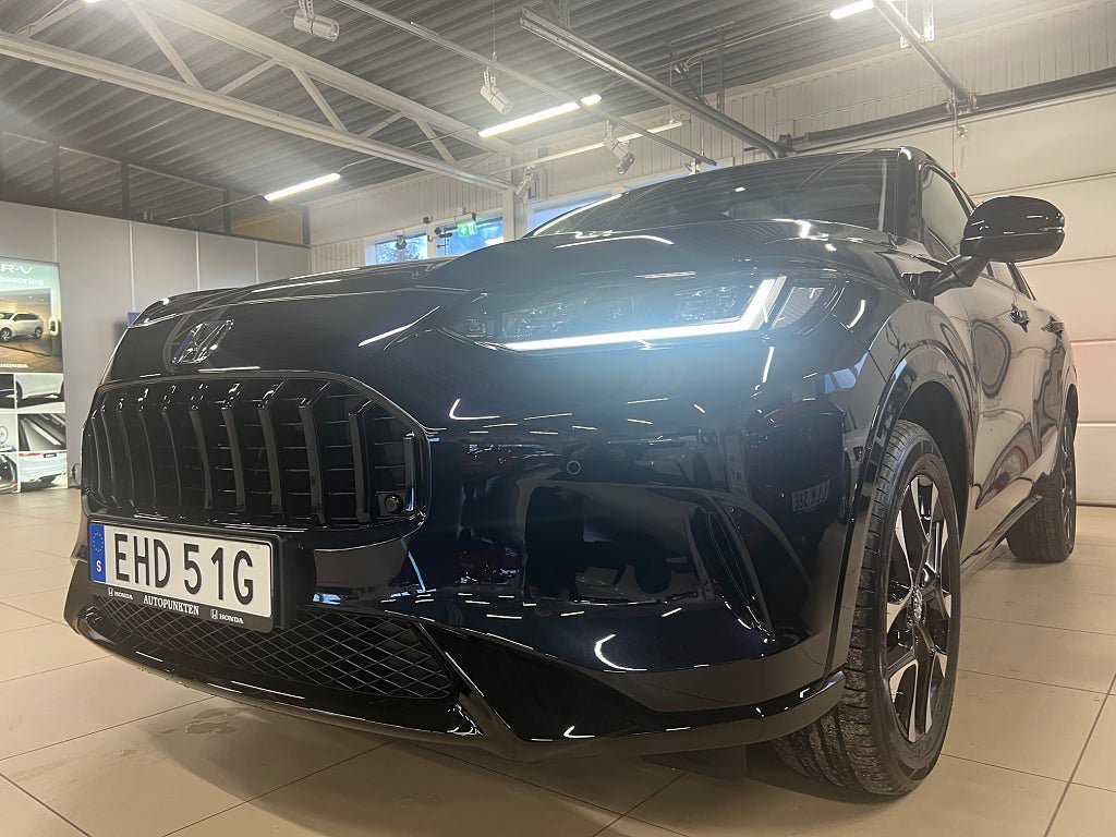 Vehicle Image 17