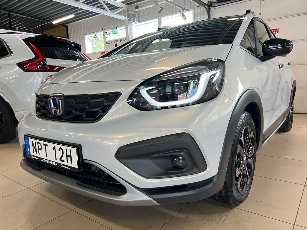 Vehicle Image 13