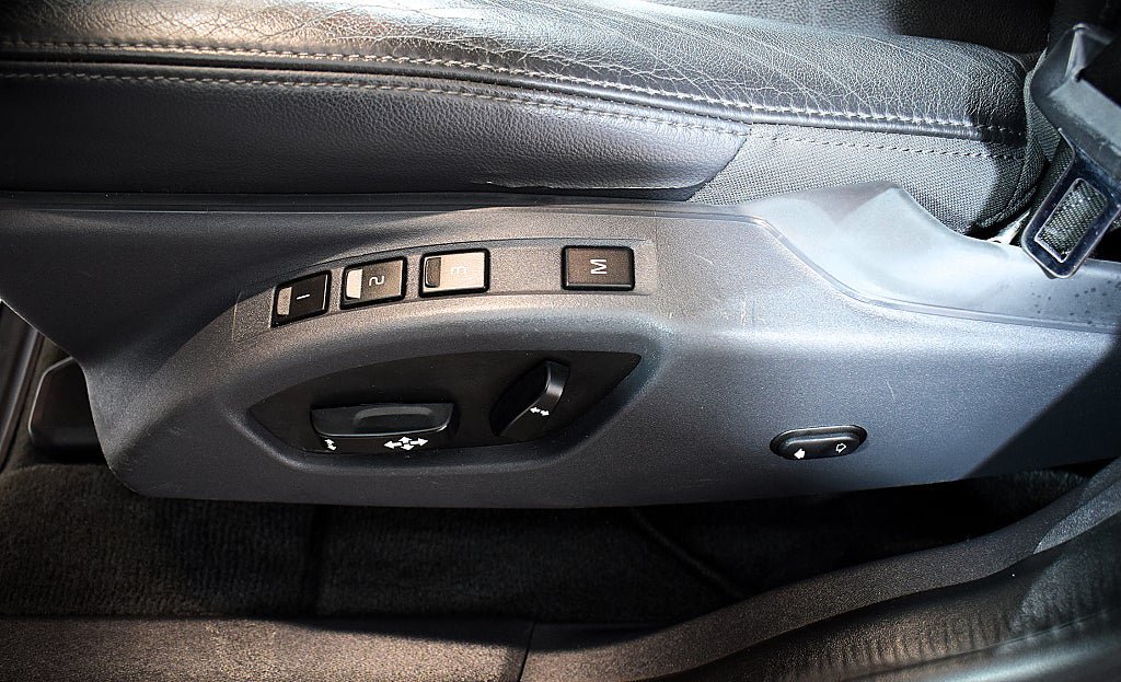 Vehicle Image 9