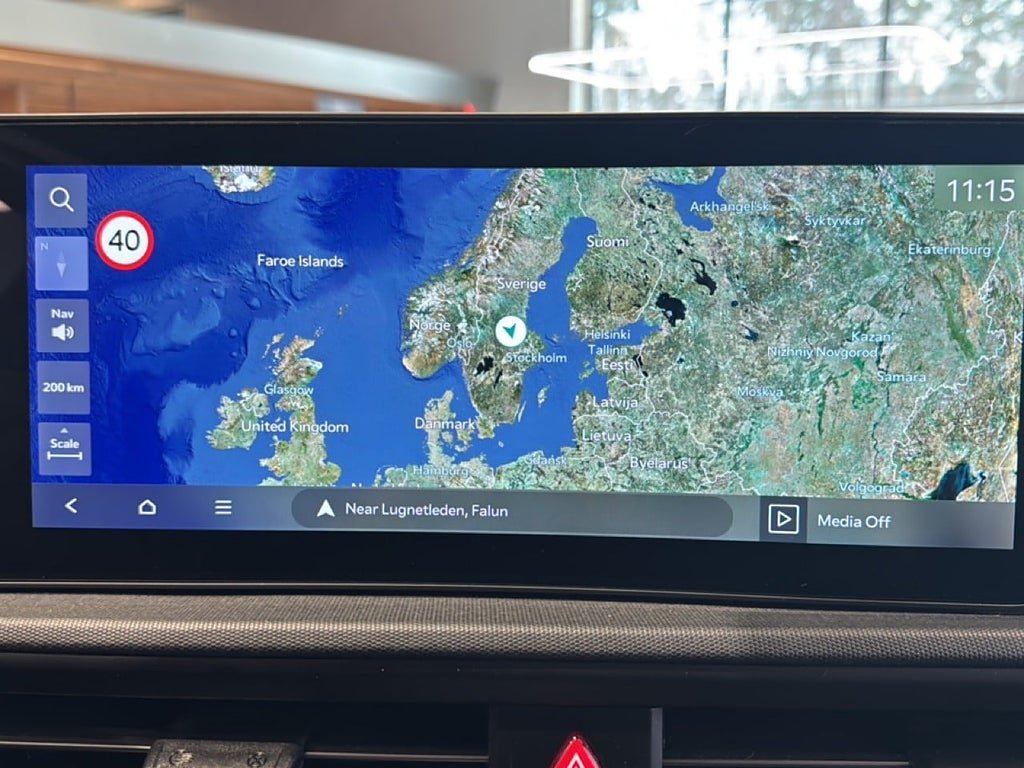 Vehicle Image 11