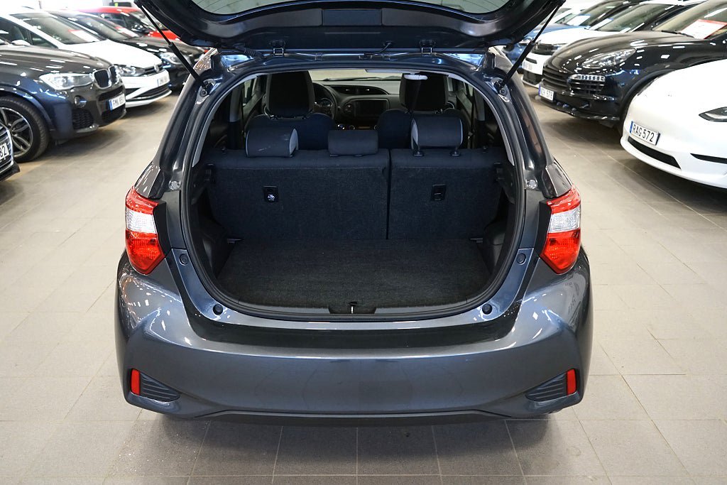Vehicle Image 19