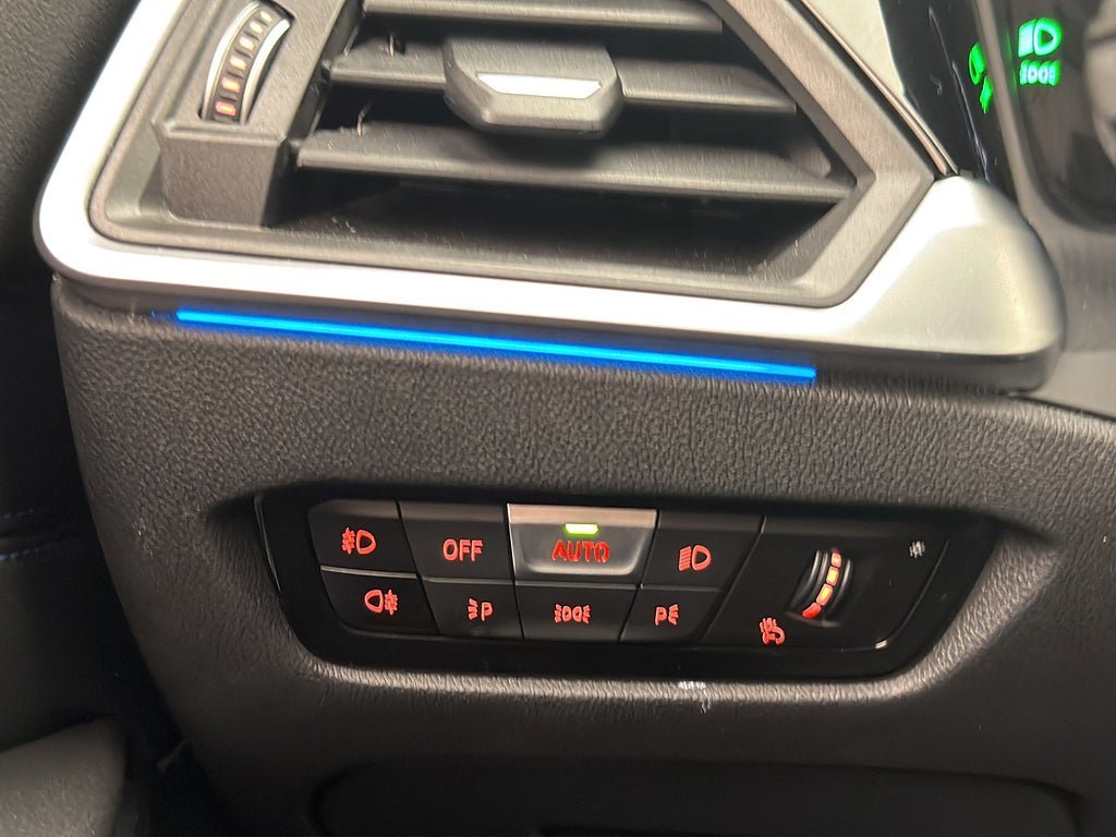 Vehicle Image 29