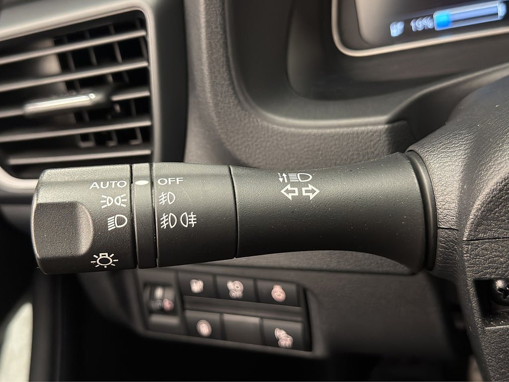 Vehicle Image 27