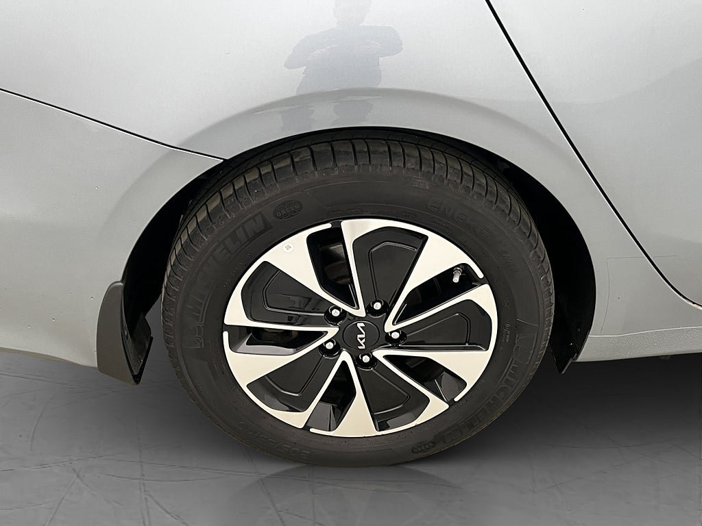 Vehicle Image 31