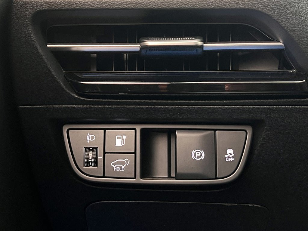 Vehicle Image 29