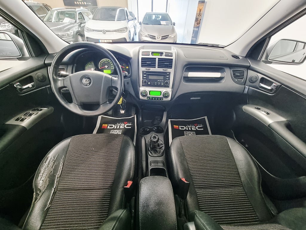 Vehicle Image 11