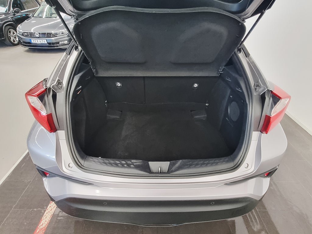 Vehicle Image 21