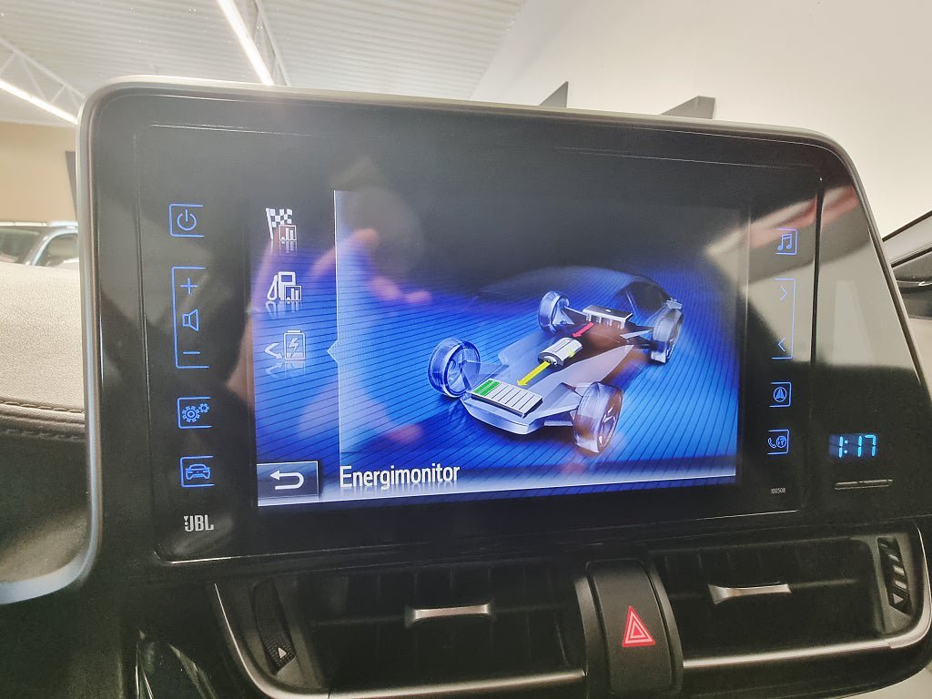 Vehicle Image 22