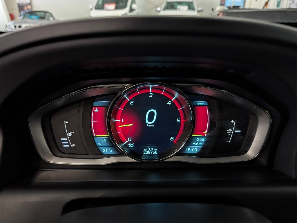 Vehicle Image 15