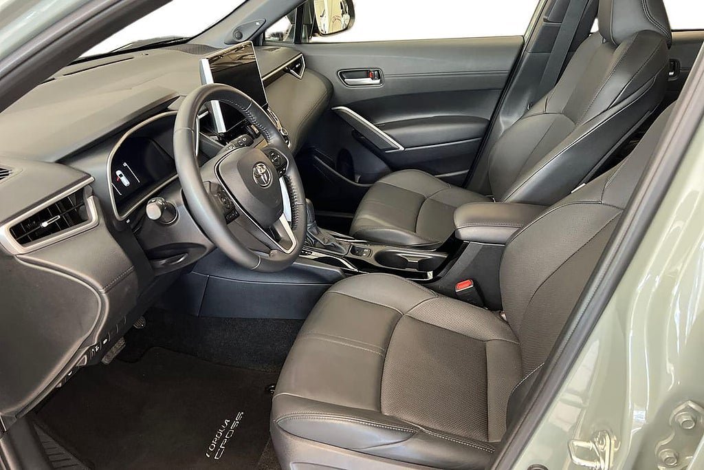Vehicle Image 14