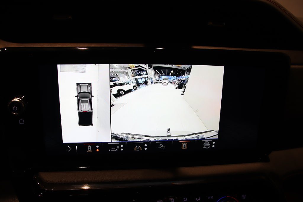 Vehicle Image 15