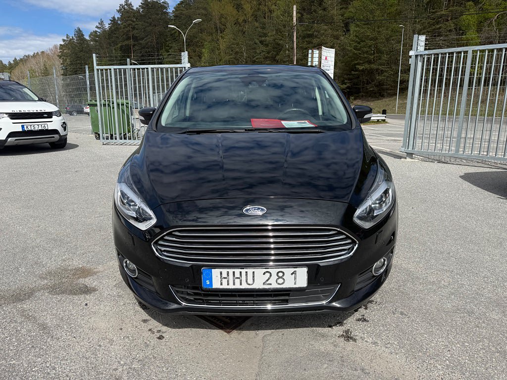 Vehicle Image 7
