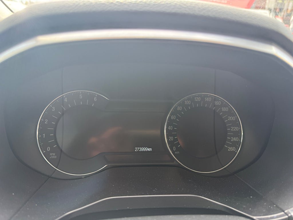 Vehicle Image 23