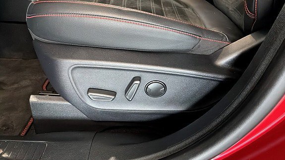 Vehicle Image 24
