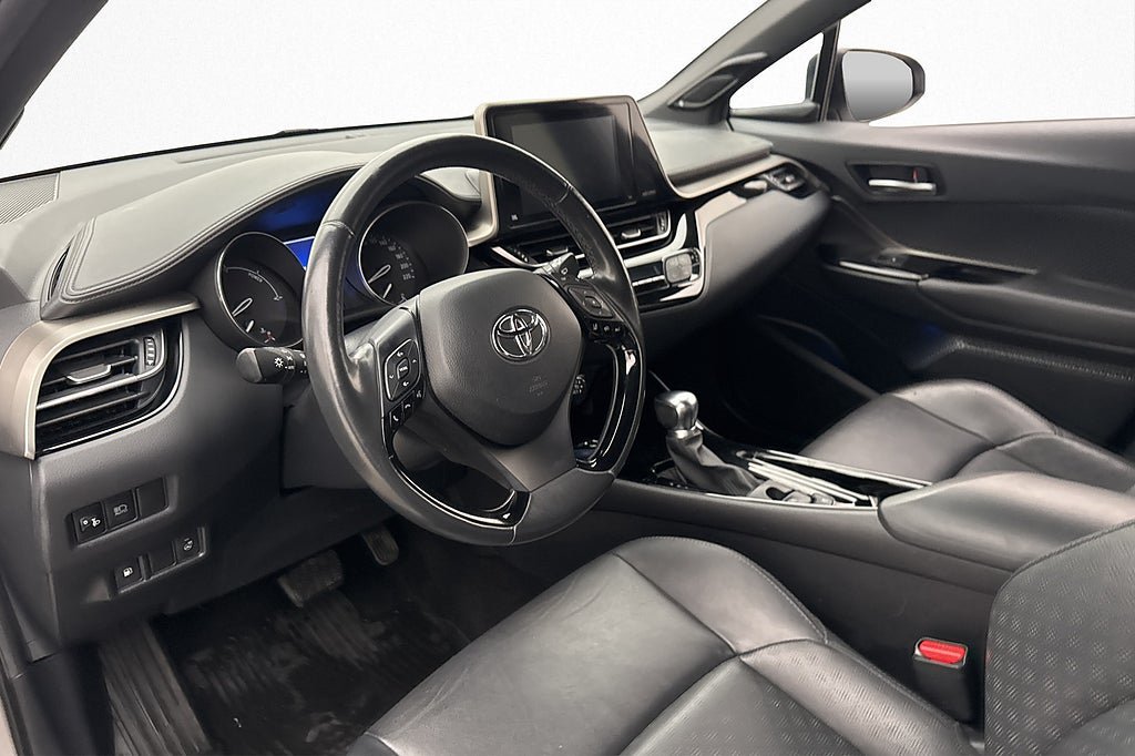 Vehicle Image 8