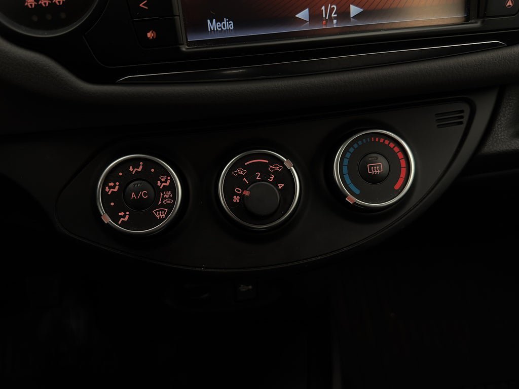 Vehicle Image 22