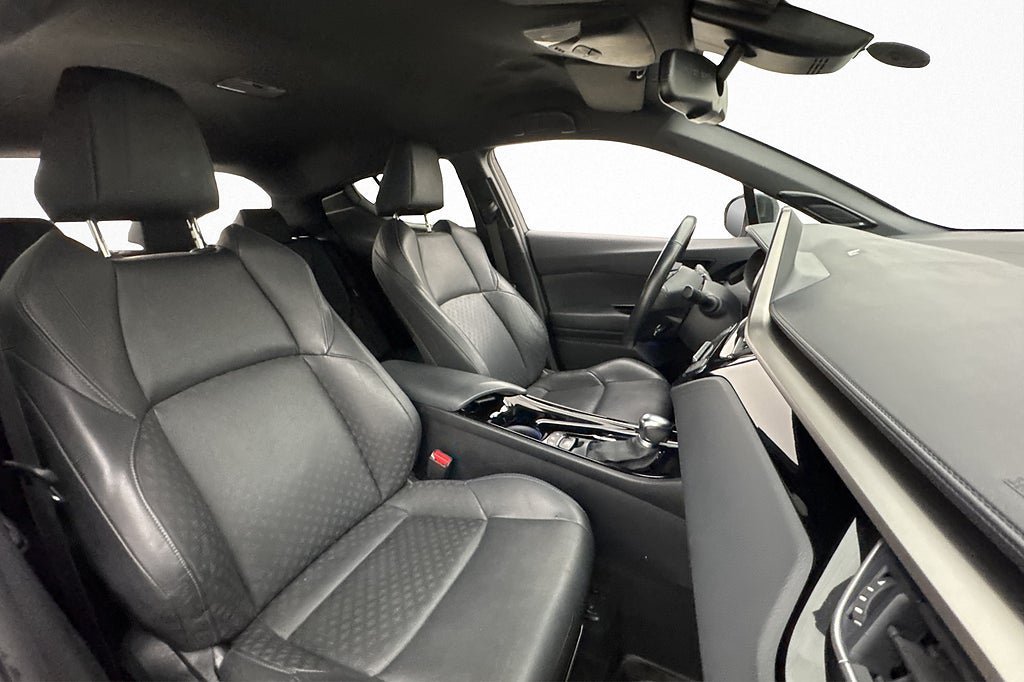 Vehicle Image 18
