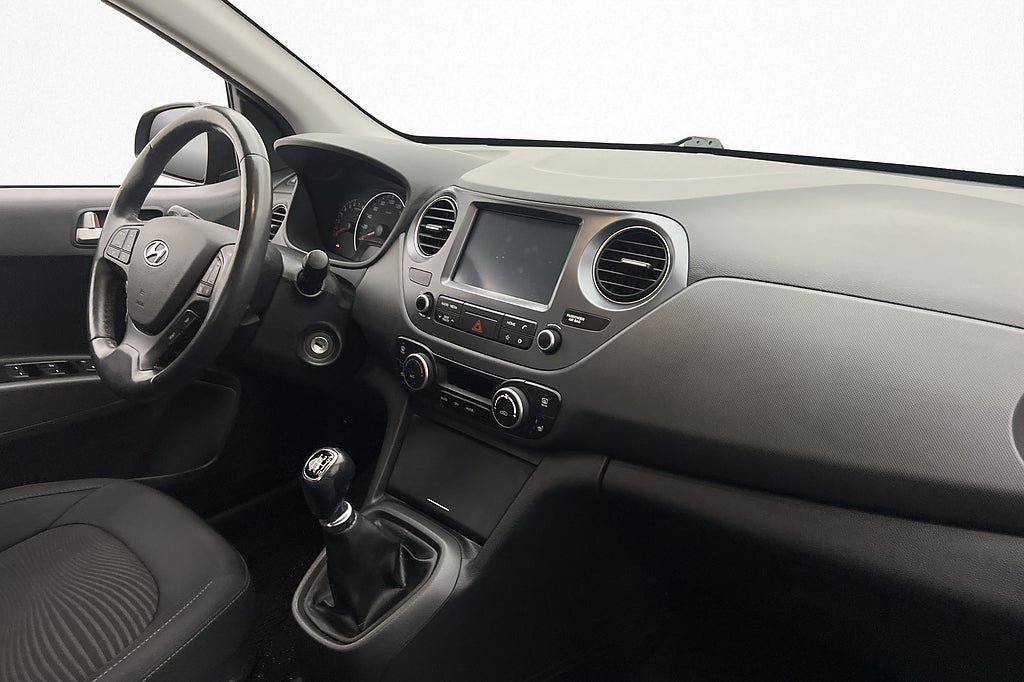 Vehicle Image 19