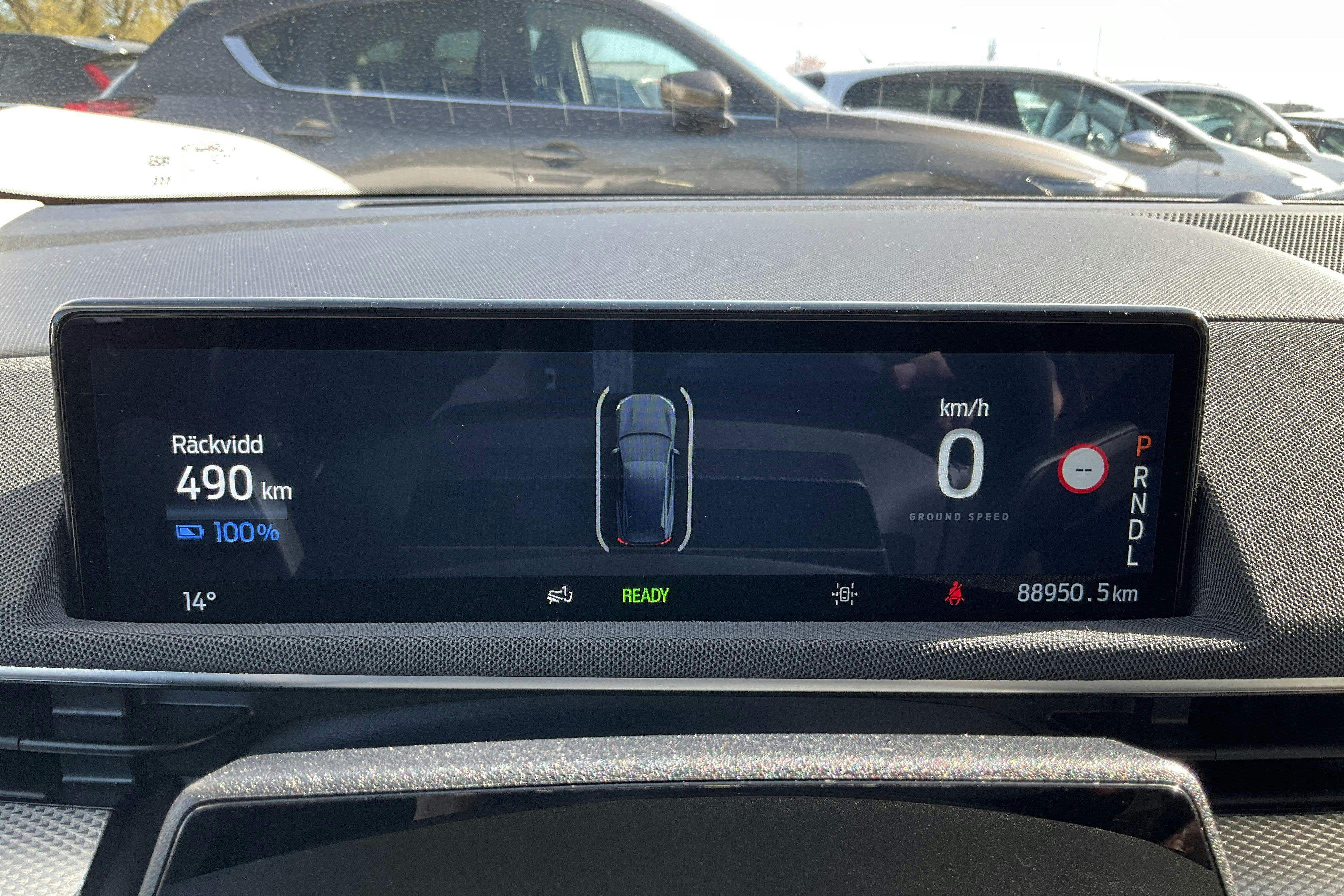 Vehicle Image 10