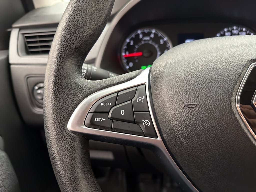 Vehicle Image 17