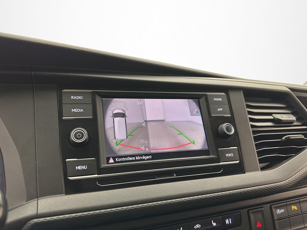 Vehicle Image 24