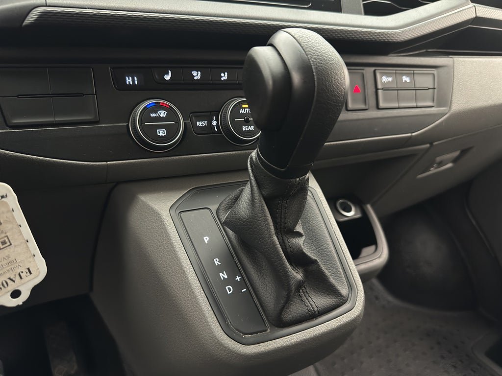Vehicle Image 26