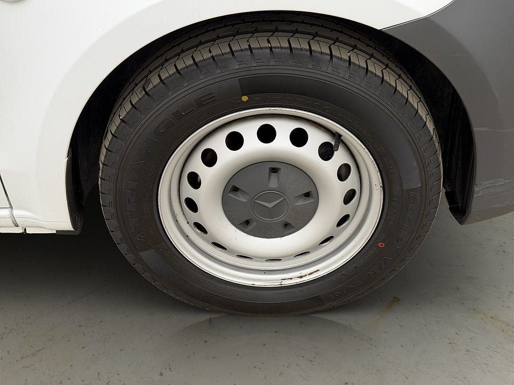 Vehicle Image 31
