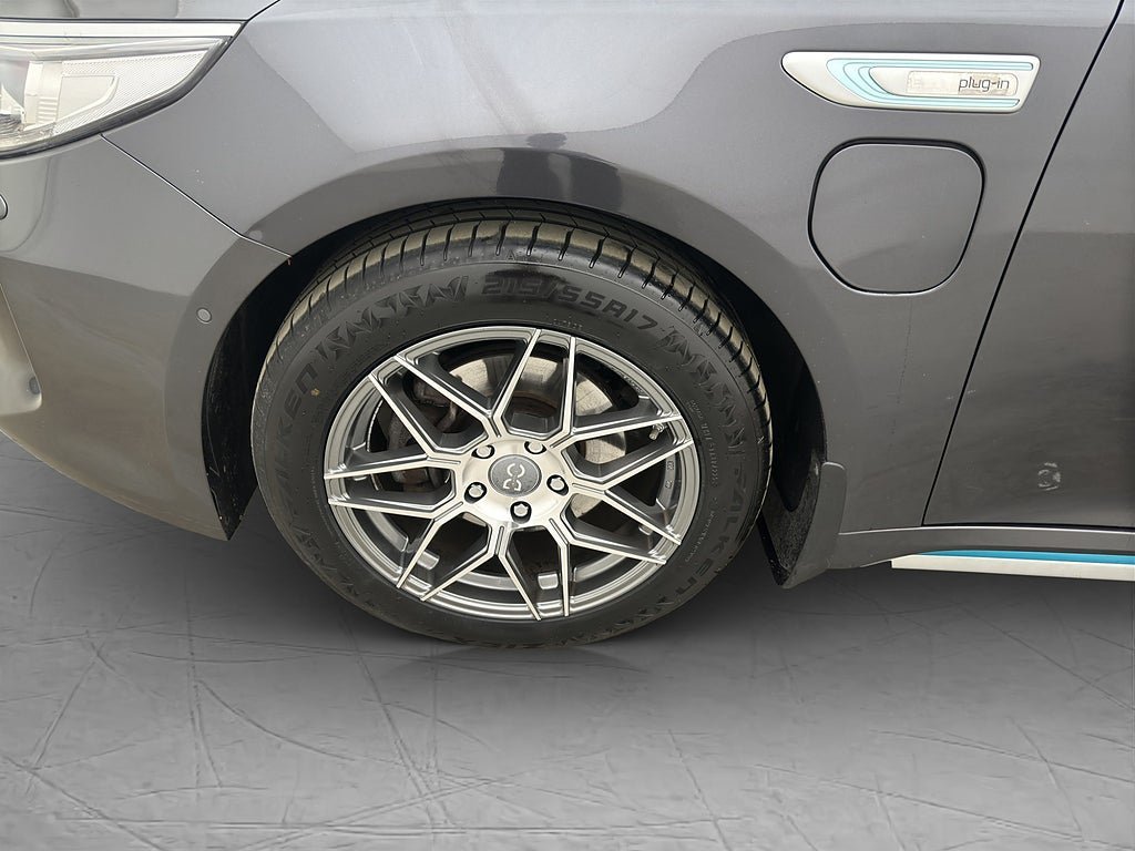 Vehicle Image 33
