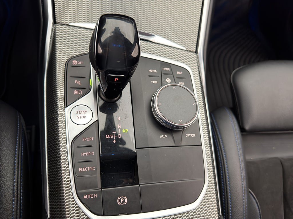 Vehicle Image 28