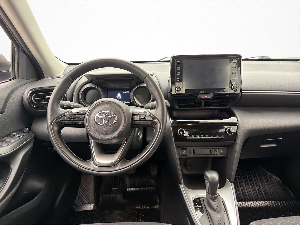 Vehicle Image 12