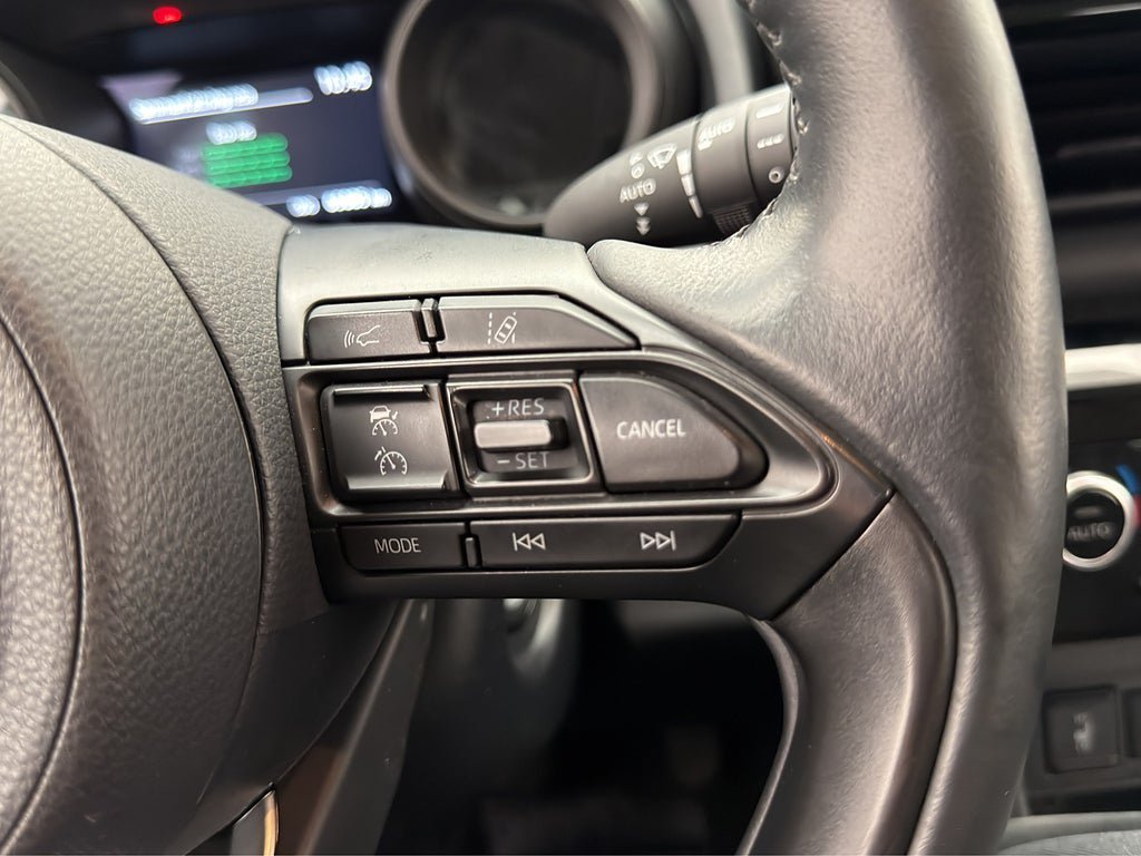 Vehicle Image 18