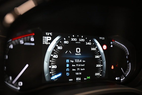 Vehicle Image 32