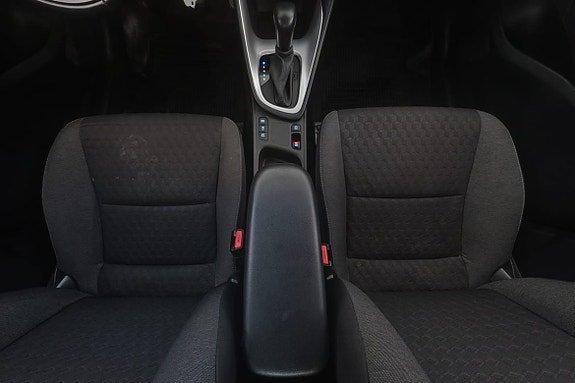 Vehicle Image 17