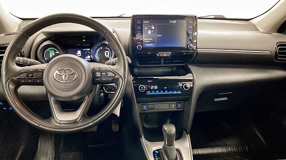 Vehicle Image 10