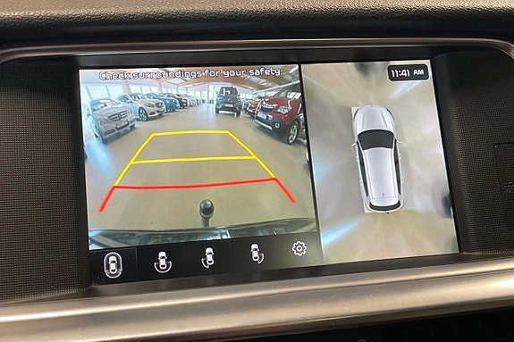 Vehicle Image 14
